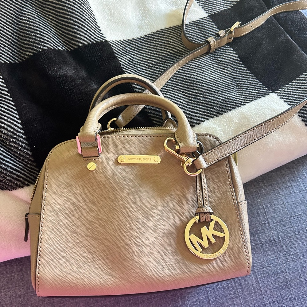 Tan Michael Kors Bag!!!